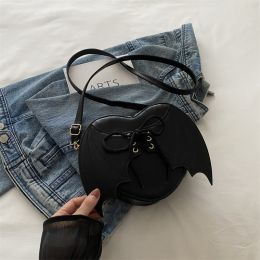 Heart Shape Bag Strap Design Bat Wings One Shoulder Crossbody Bag (Option: Black)