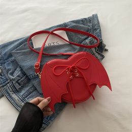 Heart Shape Bag Strap Design Bat Wings One Shoulder Crossbody Bag (Option: Red)