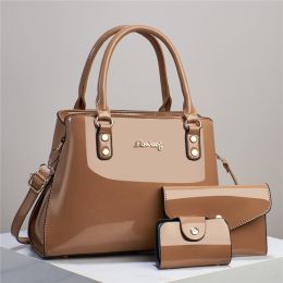 Portable Women's Fashion Shoulder Messenger Bag (Option: Khaki)